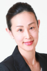 マナー講師・中村 真衣
